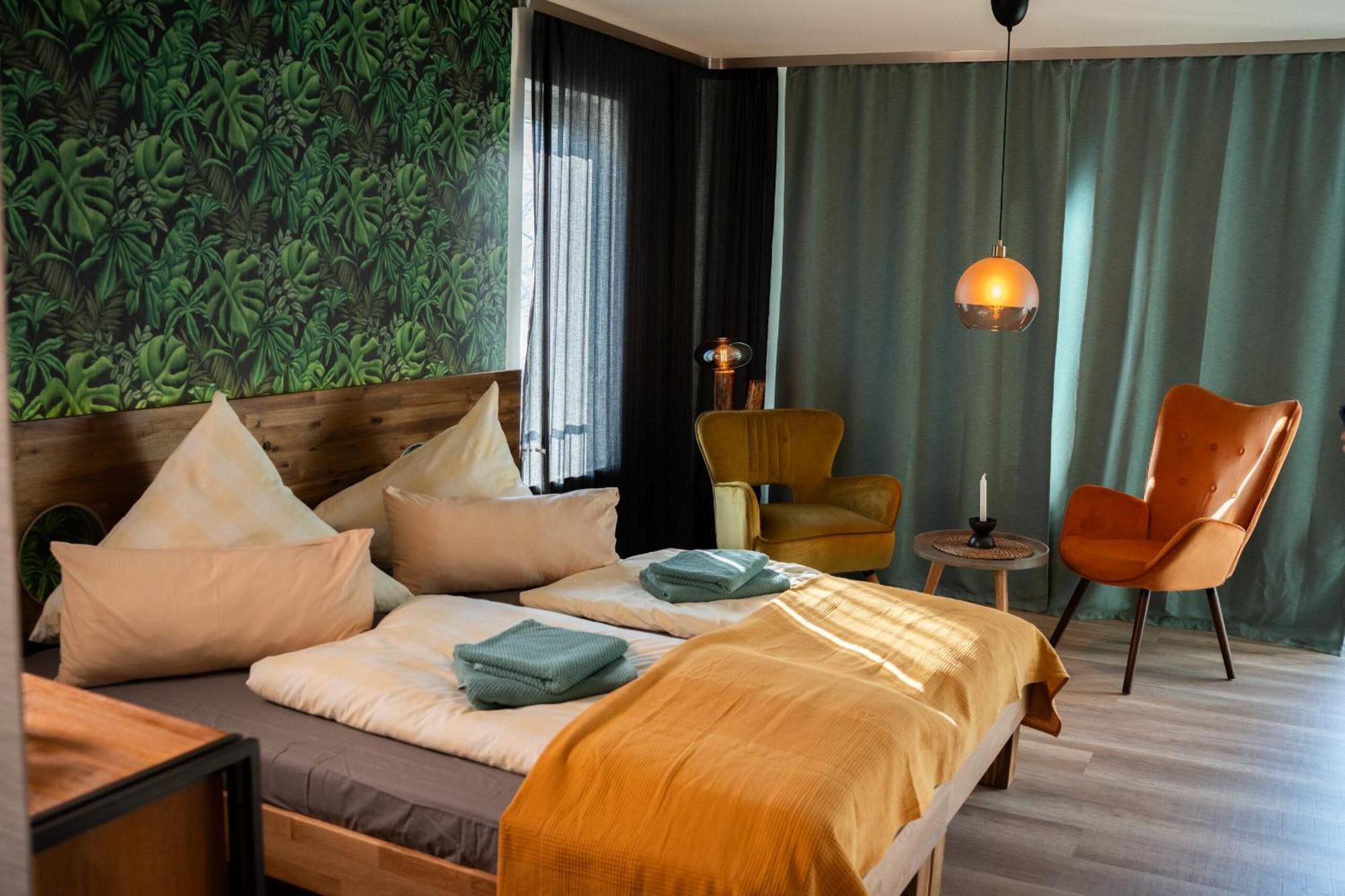 Apartment Sixty Two 62 *